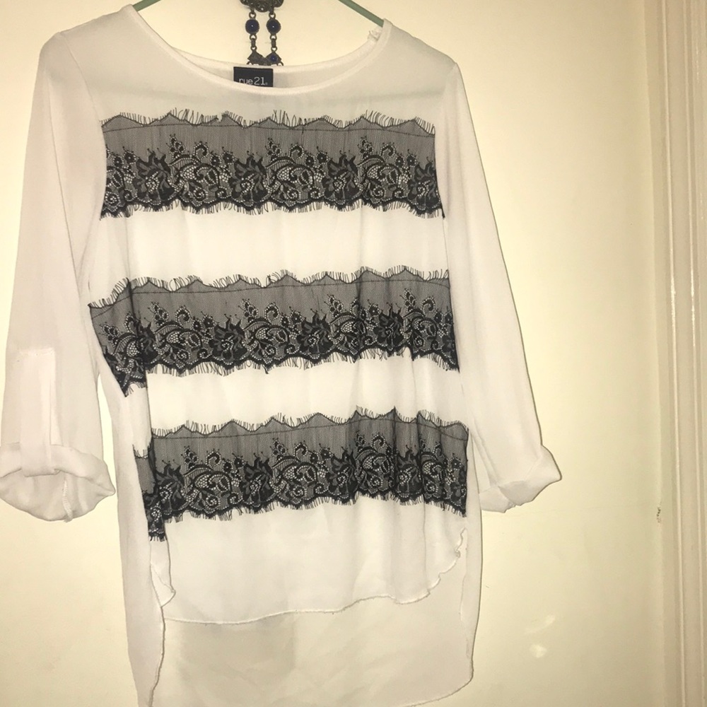 Rue 21 White with black lace blouse size M